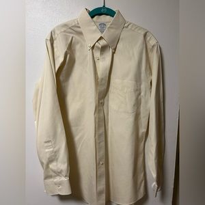 Men’s Brooks Brothers non-iron dress shirt, button-down collar.